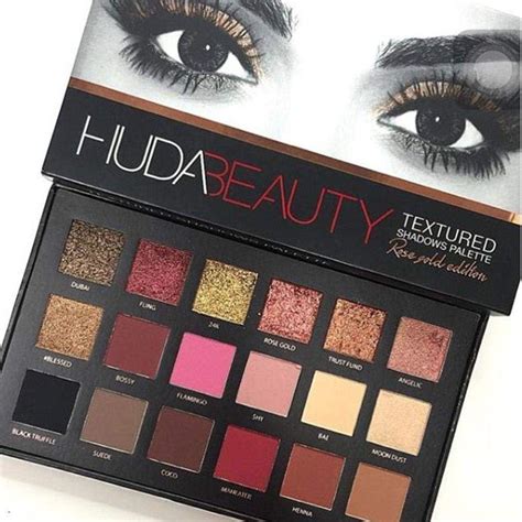 huda eyeshadow palette.